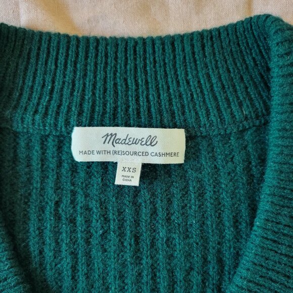 Madewell (Re)sourced Cashmere V-Neck Pullover Sweater - Picture 3 of 7